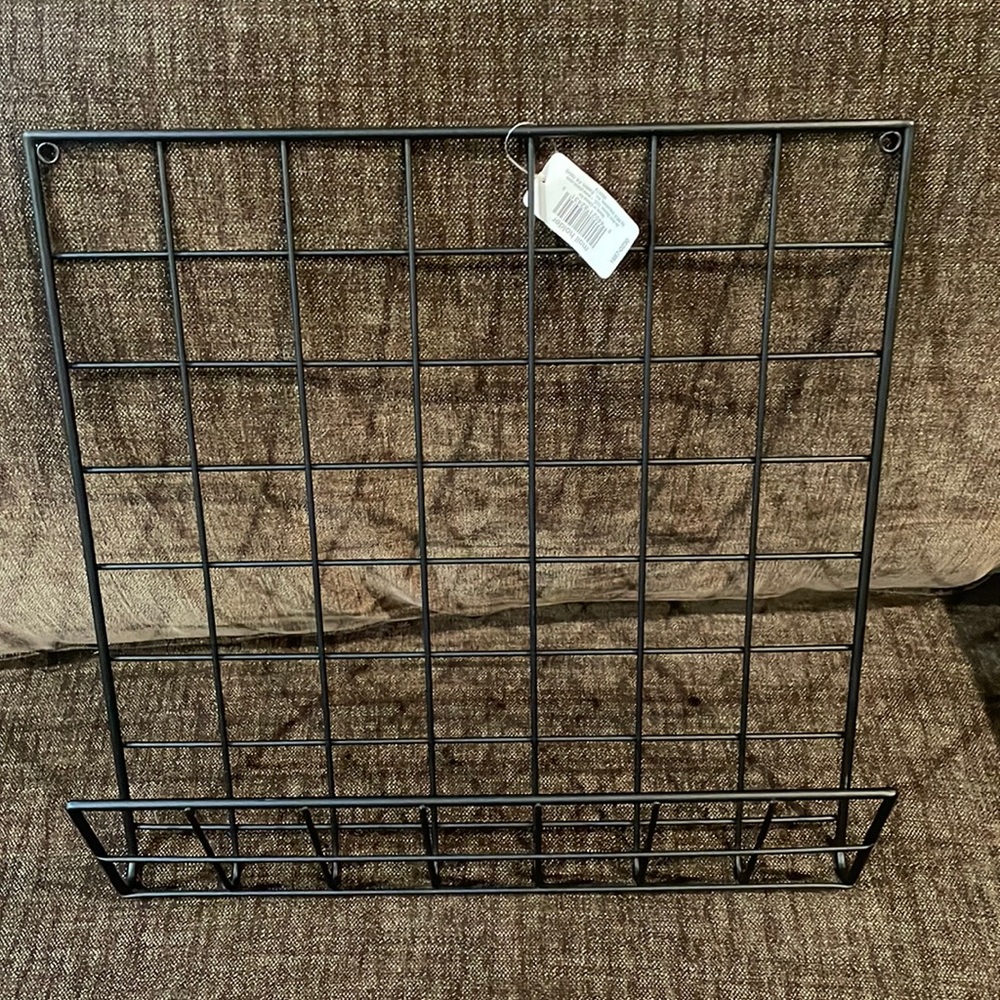 Mail Holder - Picture 2 of 8